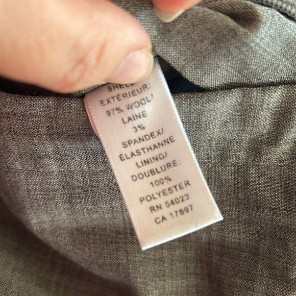 Banana Republic ( box 6) - Picture 3 of 5